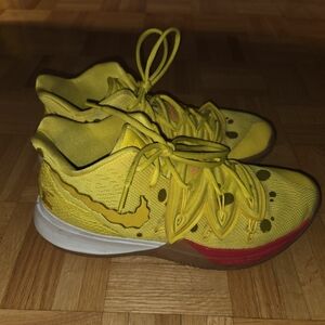 Nike Kyrie 5 SpongeBob Edition Size 9.5 U.s